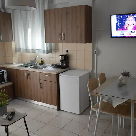 μοντέρνο δυάρι στο κέντρο της λάρισας Апартаменты *