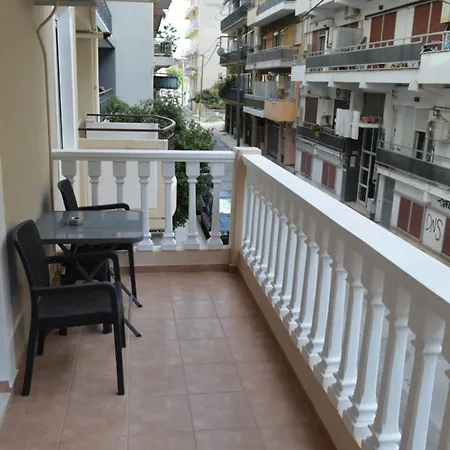 μοντέρνο δυάρι στο κέντρο της λάρισας 아파트 라리사