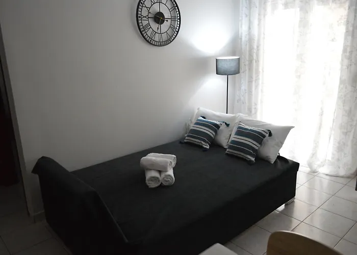μοντέρνο δυάρι στο κέντρο της λάρισας Apartamento Larissa