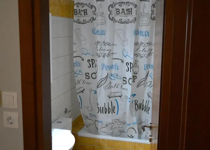 μοντέρνο δυάρι στο κέντρο της λάρισας Apartamento *